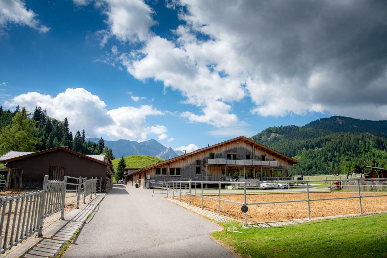 Hotel Reiterhof Berggut Gaicht Nesselwängle Exterior foto